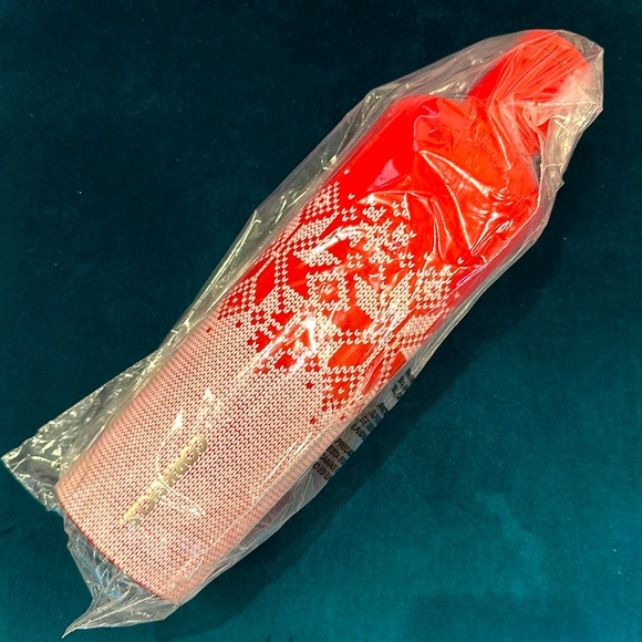 Last one🔥 corcksicle fair isle sweater style canteen - Picture 2 of 8